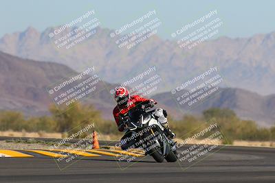 media/Nov-06-2022-SoCal Trackdays (Sun) [[208d2ccc26]]/Turn 14 (930am)/